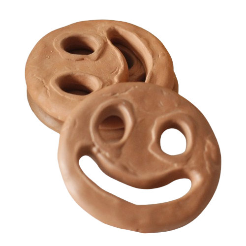 Escudo Sonriente Choco 02 detalle removebg preview
